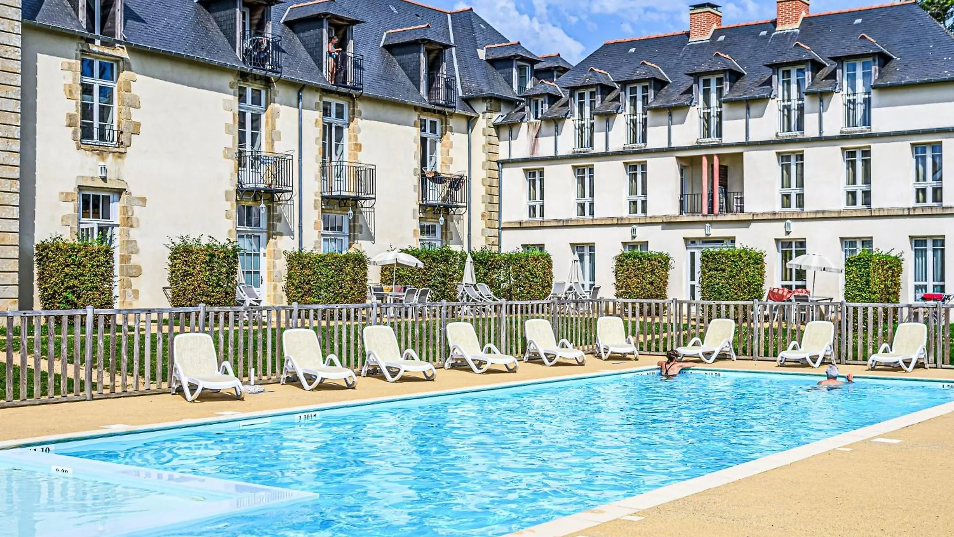 Apartment Chateau De Kergonano-12 By Interhome Baden Frankrijk